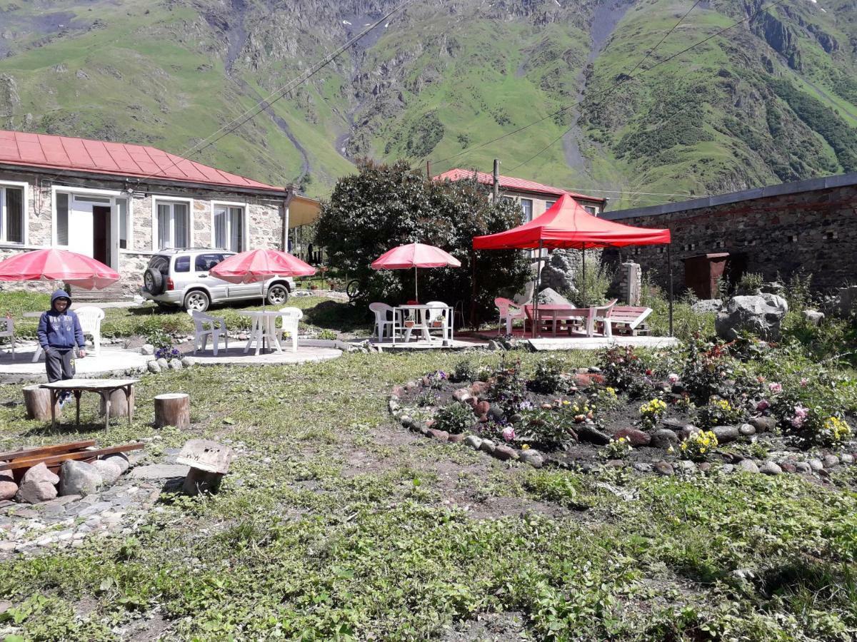 Kazbegi Guest House Ngoại thất bức ảnh
